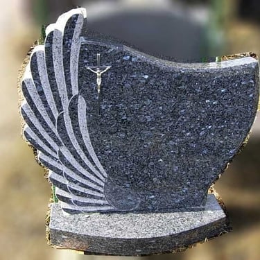 mėlynos spalvos Aurora akmens paminklas