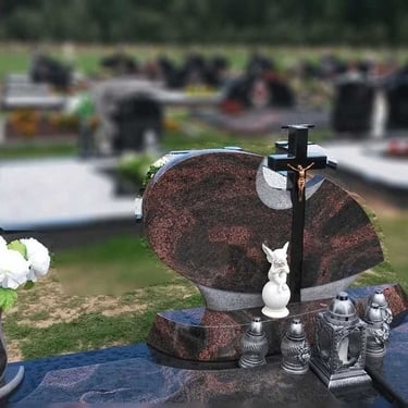 Rudos spalvos Aurora akmens vienos dalies paminklas