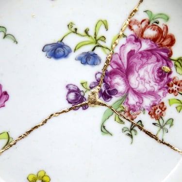 Close up of kintsugi style repair on porcelain