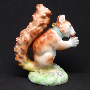 Porcelain squirrel before conservation