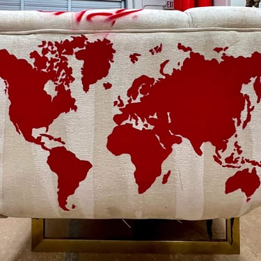 FNOM worldwide couch
