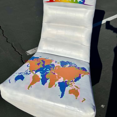 hosts globe chair