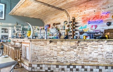 Sandbar restaurant next door to Umdloti self catering holiday apartment