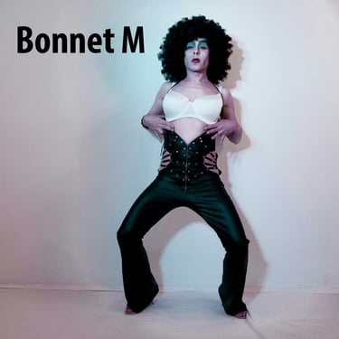 Bonnet M | Les Camps de l'Amor | Visuel David Noir 