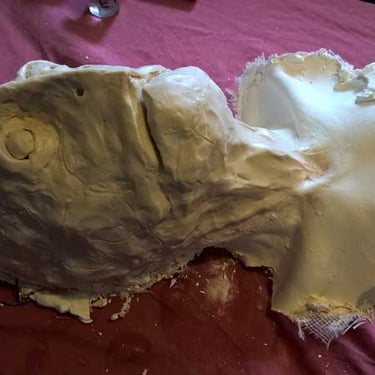 Sculpture du masque de tortue avant moulage | Performance "Marée Haute" | Fabrication et photo David Noir