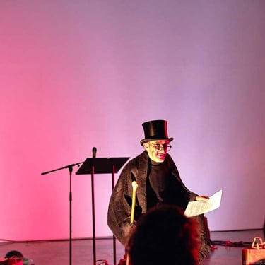 David Noir en Mr Hyde pour la performance "T'es toi" au Générateur | Photo Bernard Bousquet