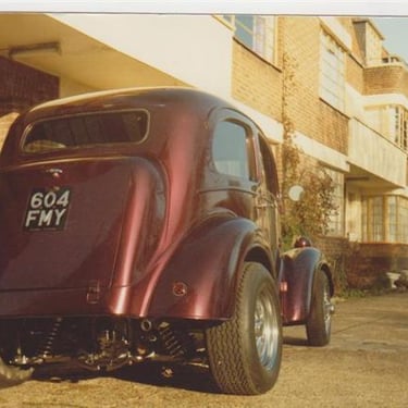 Stan Kiddle Car parked outside Flat 27