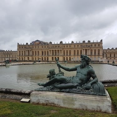 A rather wet visit to Versailles, 2019