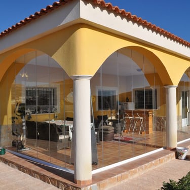 domestic glass curtains