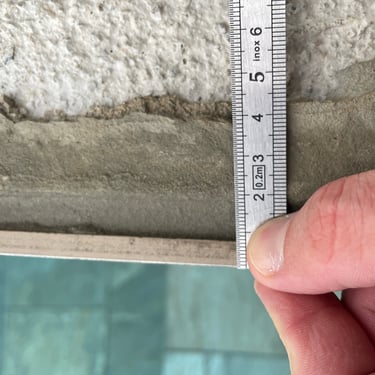 épaisseur de colle entre la maçonnerie et le carrelage