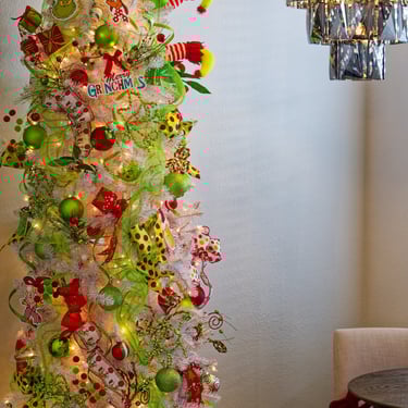 Holiday decorating by Manor Magic in Celebration, Florida