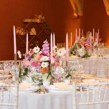 Vestuvių dekoratorė floristė Arkangelo konferenciju centras floristikos ir dekoro paslaugos