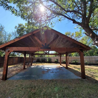 Huge Cedar Patio with Large Beam