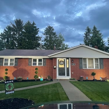 Exterior Holiday Light Installation West Mifflin