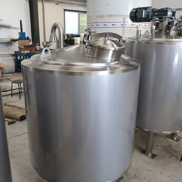 SS 316 L FOOD GRADE TANKS UAE