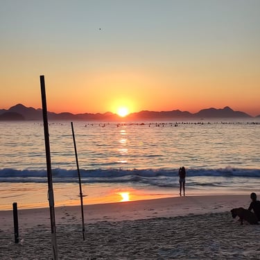 Amanhecer do sol em Copacabana, Rio de Janeiro