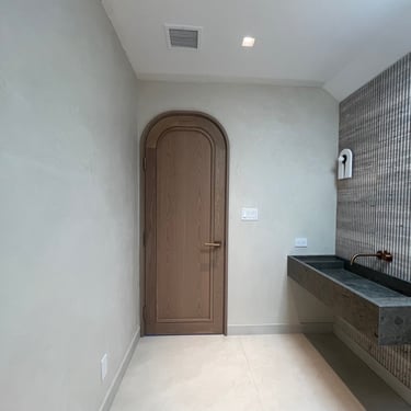 Clayworks Tadelakt bathroom walls.