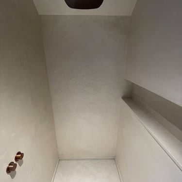 Clayworks Tadelakt shower and niche in Connecticut