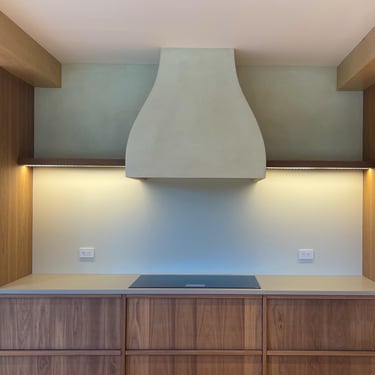 Clayworks Smooth Clay Plaster Range Hood.