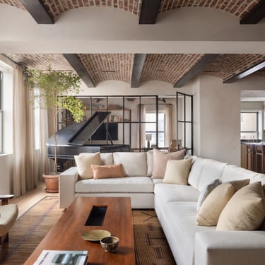Natural Italian plaster Marmorino walls New York penthouse.