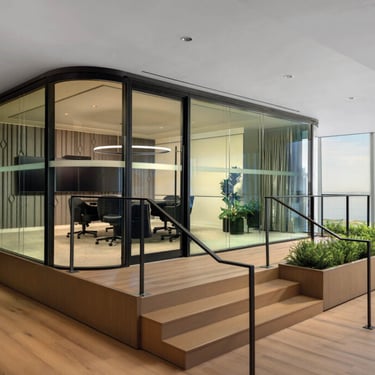 High res photo of modern meeting room in BCG, done by Pengelly