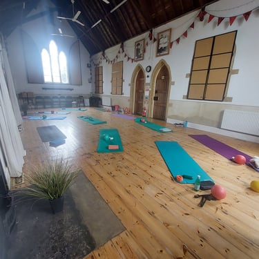 Lisa Rock Wellness March 2023 Retreat in Kingsbury Church Rooms