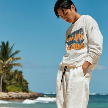 ASupport the arts, kiss an artist Tee designed by Young Creators