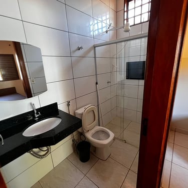 Quartos e banheiros do Rancho du Gordo, Rancho para temporada em Miguelópolis SP