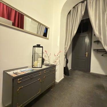 Hallway-Entrance-of-BDSM-Apartment-Croatia-Zadar