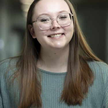 Portrait photo of Baylie Phillips smiling.