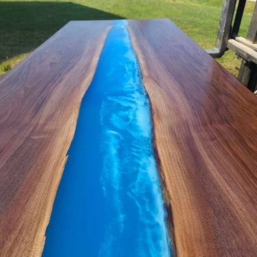 epoxy boardroom table waves feature black walnut closeup