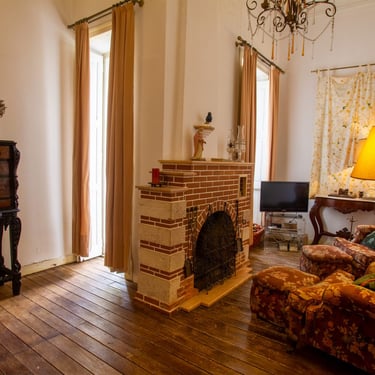 living-room-fireplace