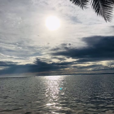 Mer turquoise au large de Sainte-Marie Madagascar