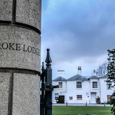the main gate at Pembroke Lodge Richmond