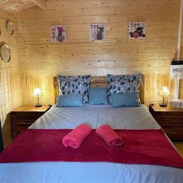 Chambre d'un chalet pour nuit romantique