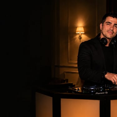 DJ en cena de empresa