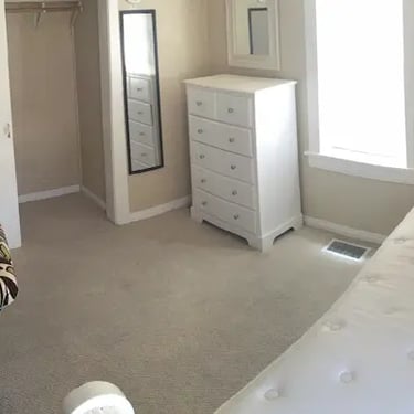 Bright, spacious college student room and private living space at Agate off-campus housing near BSU.