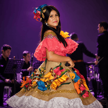 Silvana Suta artista huilense Bambuhuila