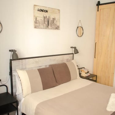 Apartamentos RuiSol - Estudio con diseño