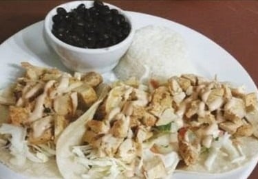 Las Brasas restaurant chicken tacos