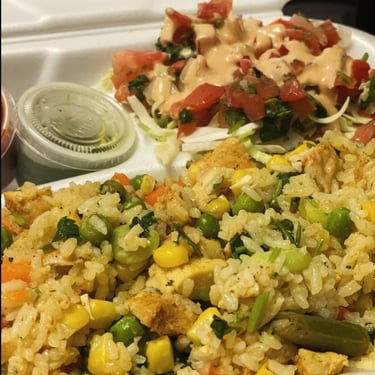 Las Brasas Aroz con Pollo to Go