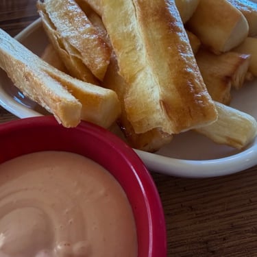 Las Brasas Yuca Frita kasava