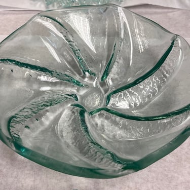 Glass bowl fired over a mold using plate glass