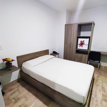 alojamiento en apartadó antioquia con cama matrimonial
