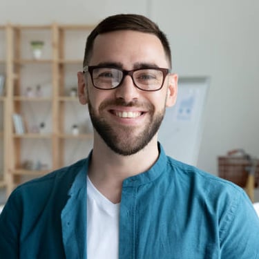 Pintado de paredes y techos tras quitar gotelé para cliente en Barakaldo