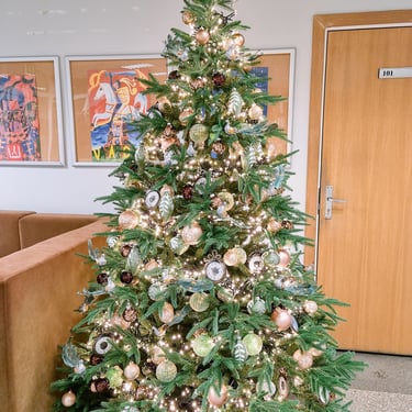 Kalėdinis eglutės dekoras ofisų dekoravimas vestibiulių dekoravimas eglėmis dirbtinė eglė