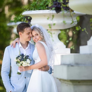 Vestuvių dekoratorė floristė floristikos ir dekoro paslaugos mėlyna nuotakos puokštė