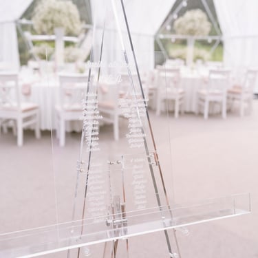 desertų stalo dekoras vestuvėms Vestuvių dekoratorė Floristė guboja pink decor skaidrus molbertas