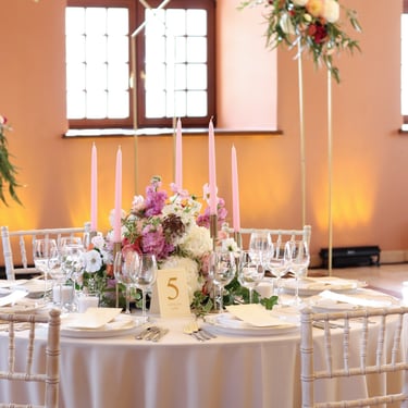 Vestuvių dekoratorė floristė Arkangelo konferenciju centras floristikos ir dekoro paslaugos