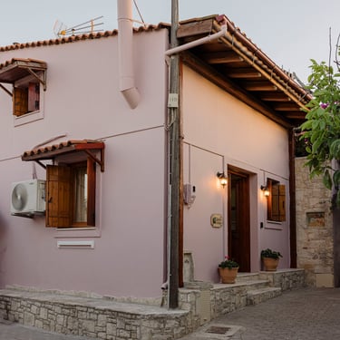 View of Tonia's Cottage from the street, showcasing the entire house